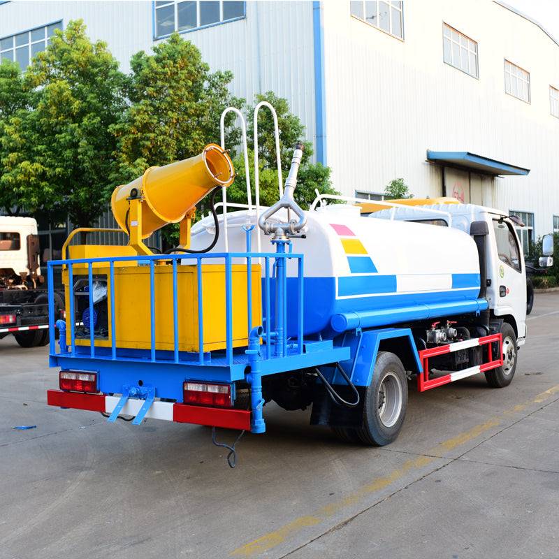 Dongfeng 4X2 5000L dust sprinkler truck