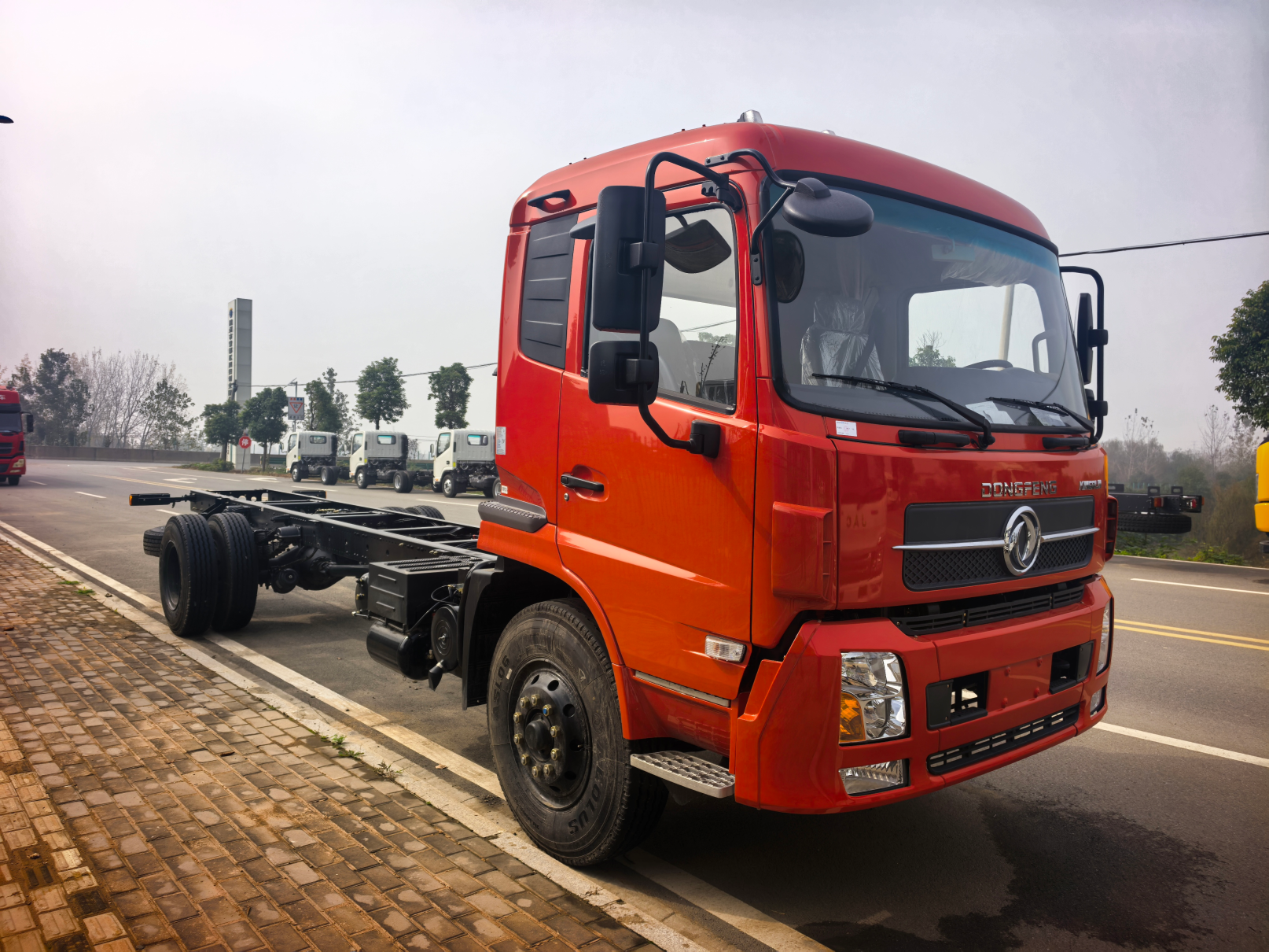 Dongfeng 4T Knuckle Boom Crane