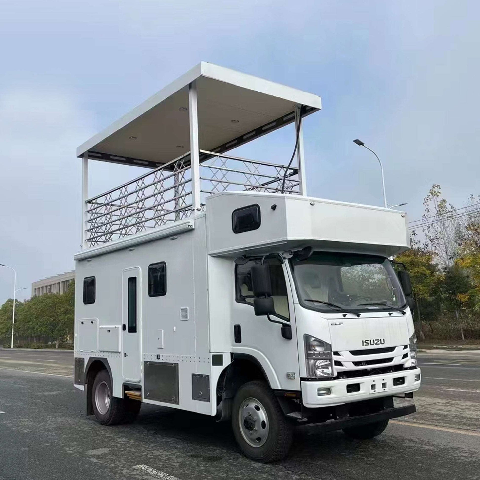 Isuzu  4x2 4x4 RV Recreational Vehicle