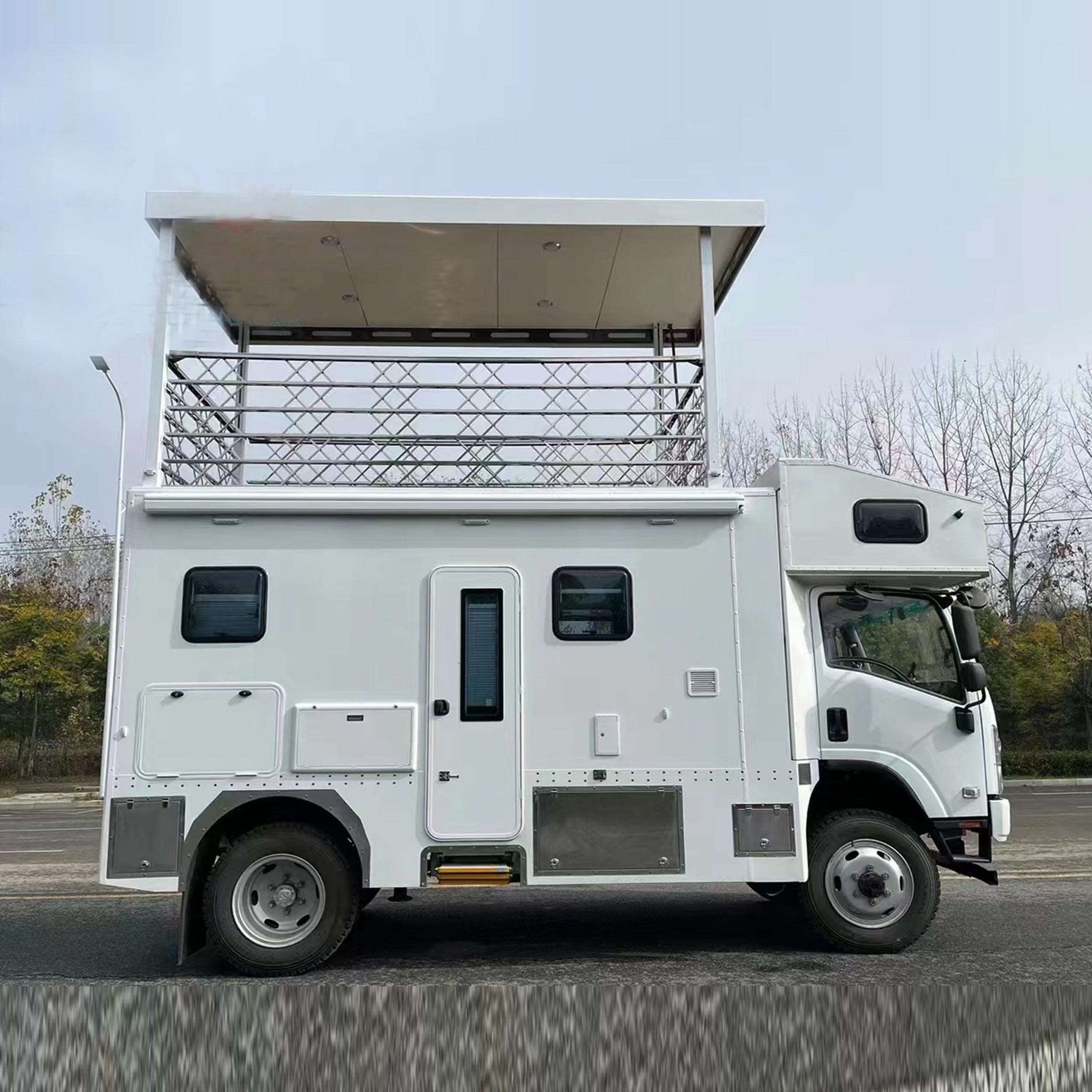 Isuzu  4x2 4x4 RV Recreational Vehicle