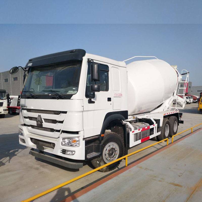 HOWO 6x4 8CBM  Concrete Mixer Truck