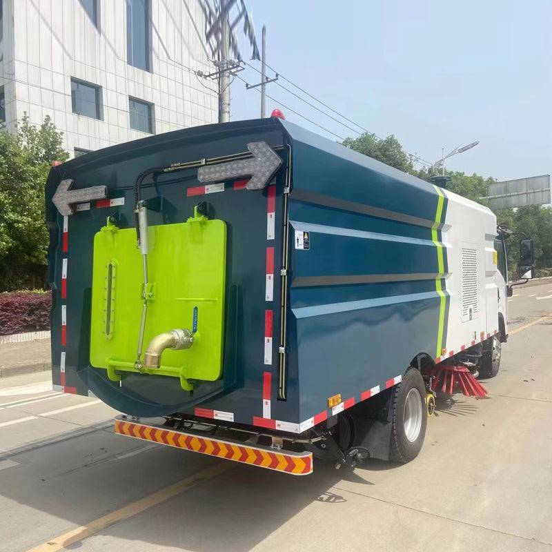 Isuzu 4x2 Road Wash Sweep Sweeper 5 cubic Dumpster 5 cubic tank