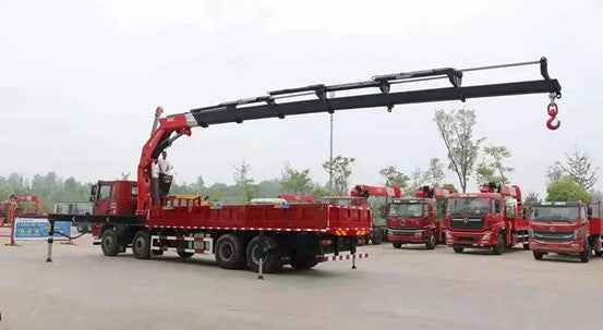 HOWO 8X4 25T Knuckle Boom Crane