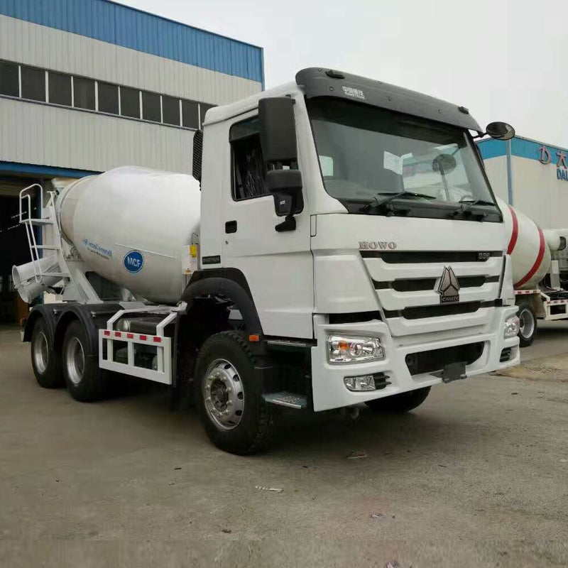 HOWO 6x4 8CBM  Concrete Mixer Truck