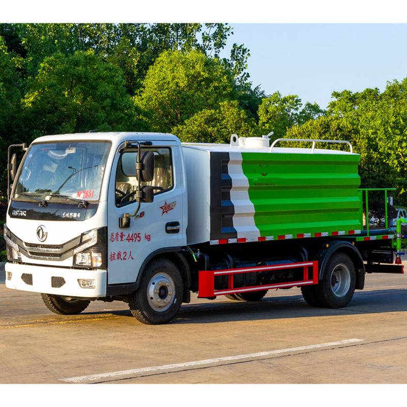 Dongfeng 4x2 6000L sprinkler truck