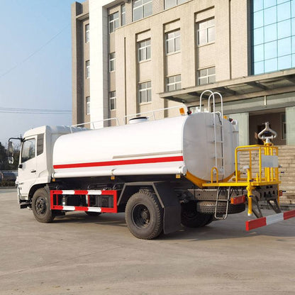 Dongfeng 4X2 14000L sprinkler truck