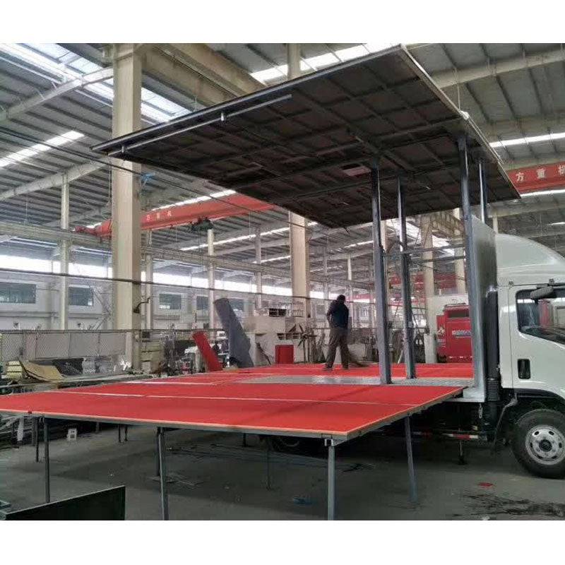 Dongfeng 4X2 stage truck (cargo box length 4m)