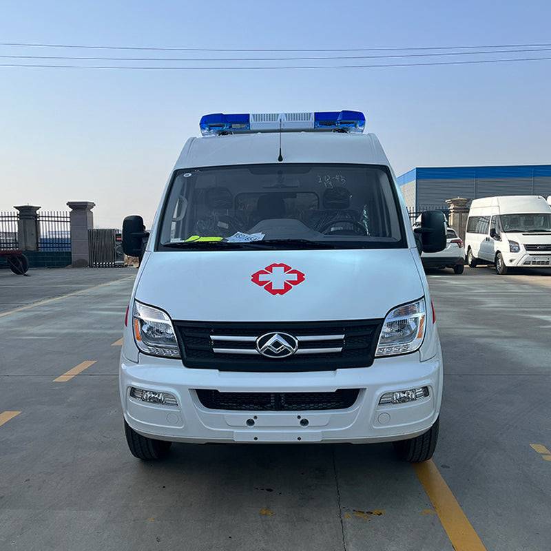 MAXUS V80  Diesel emergemcy medical response ambulance